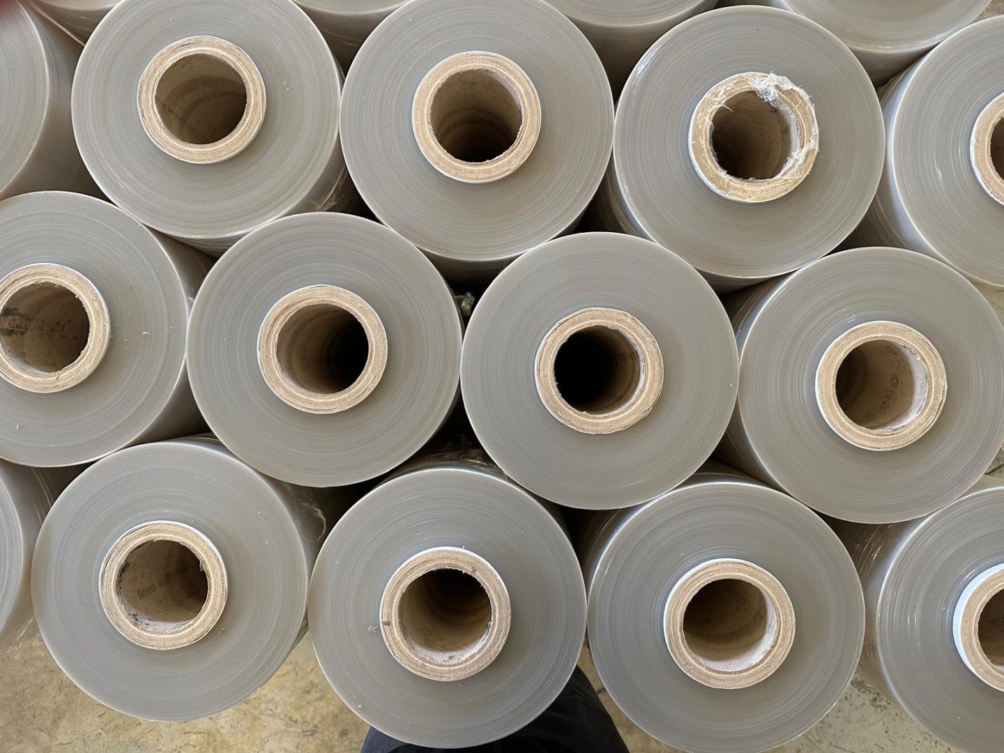 Film estensibile realizzato con 50% di materiale riciclato PCR - 1